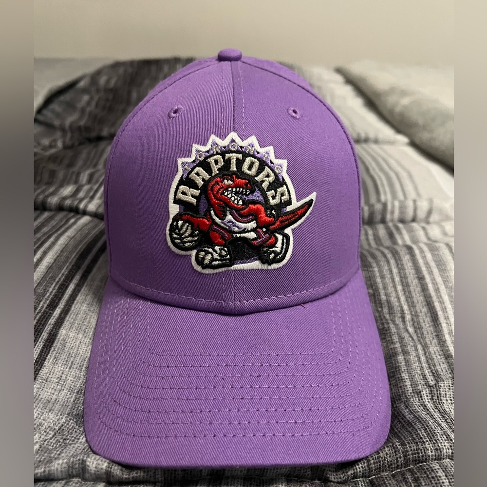 Vintage raptors hat, brand new with tags
